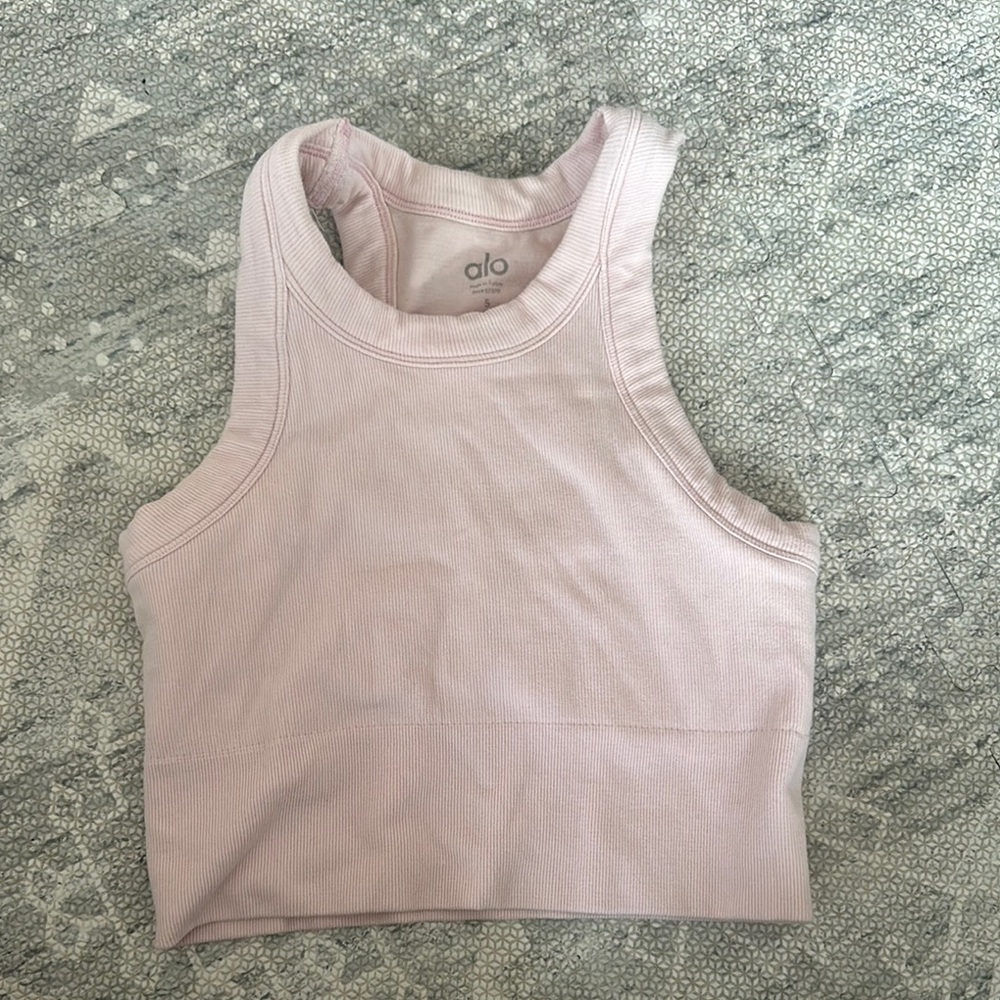 Alo Yoga Light Pink Crop Tank
